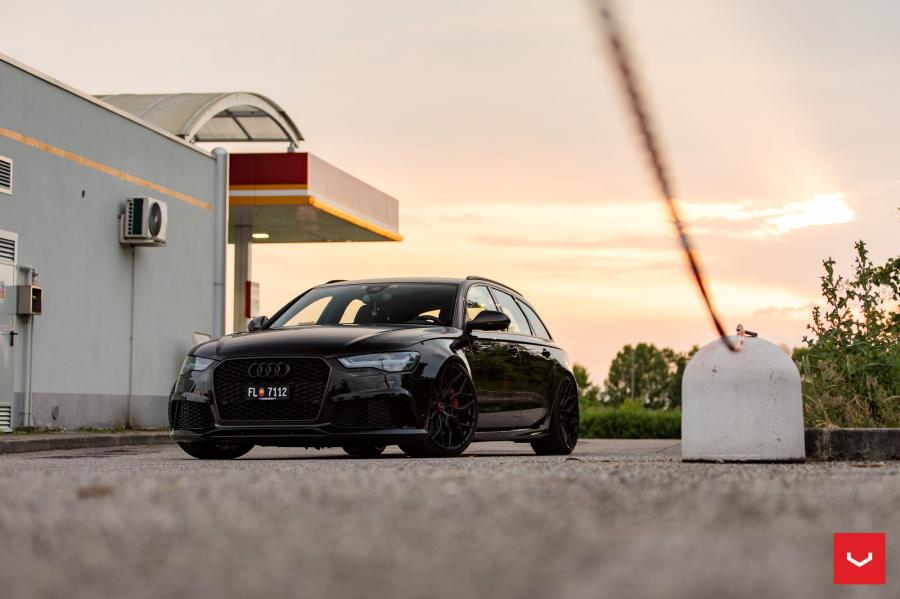  Audi RS6 Avant on Vossen Wheels (HF-2) 2019 года  (фото 12 из 20)